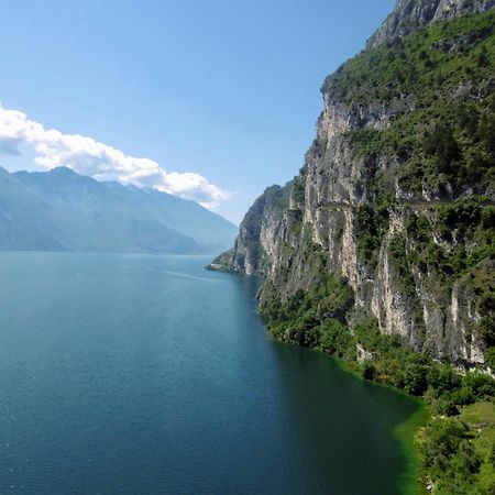 Albergo Garni Francesco Torbole Sul Garda Buitenkant foto