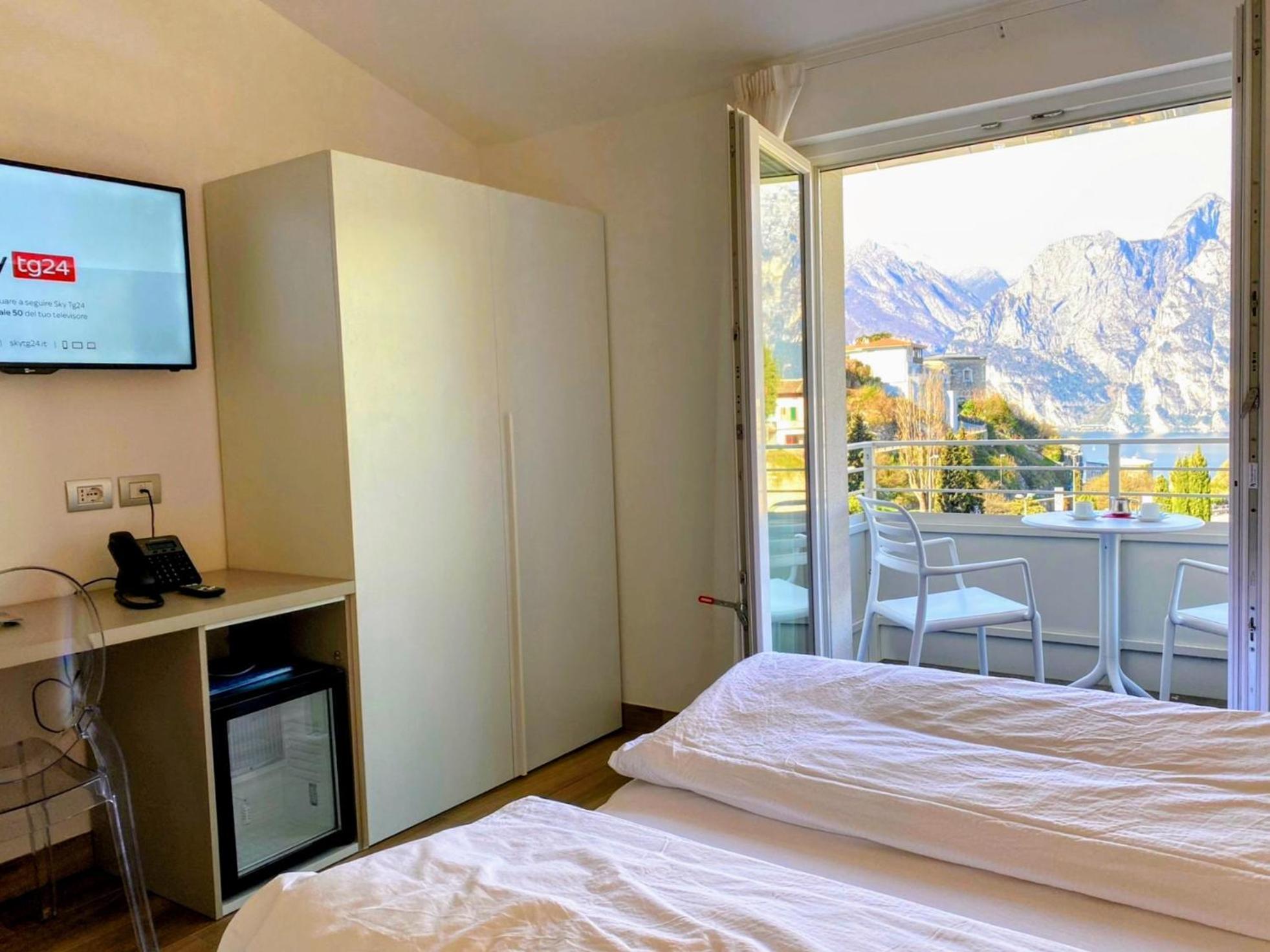 Albergo Garni Francesco Torbole Sul Garda Buitenkant foto