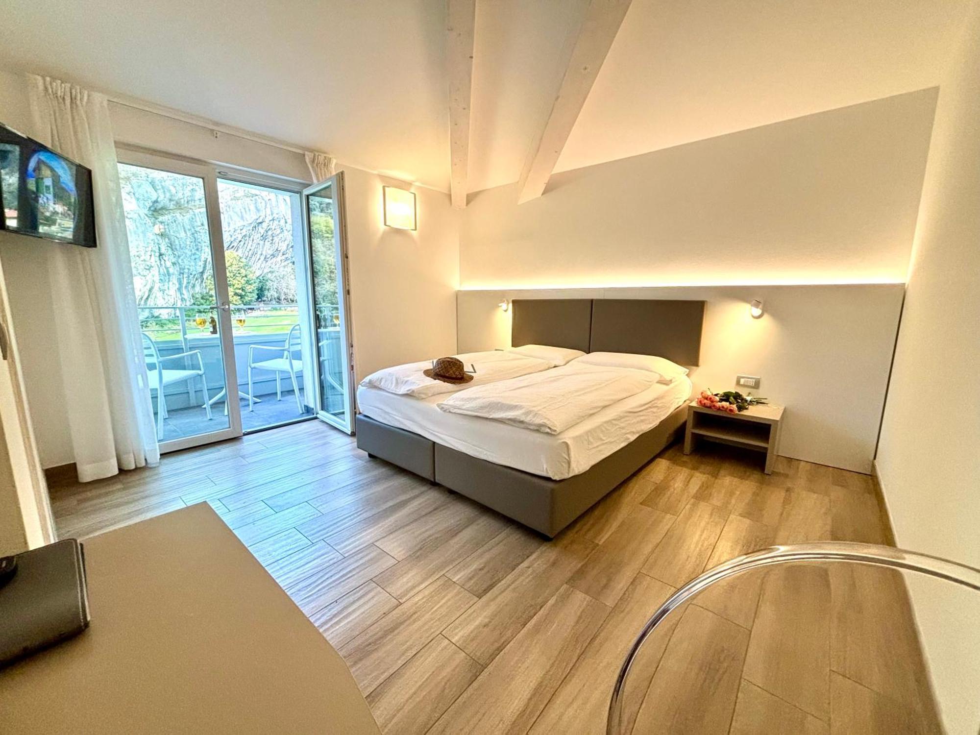 Albergo Garni Francesco Torbole Sul Garda Buitenkant foto